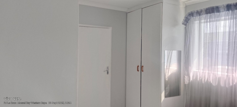 To Let 2 Bedroom Property for Rent in Hartenbos Central Western Cape